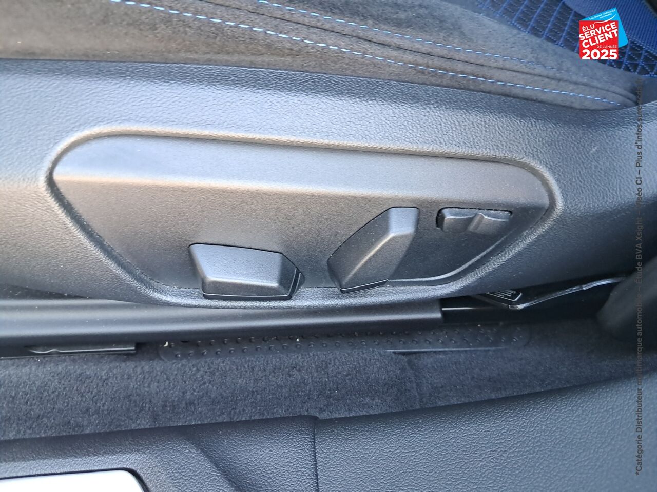 Véhicule d'occasion BMW SERIE 1 118IA 136CH M SPORT DKG7 TOUVRANT GPS CAMERA H/KARDON chez BMW Besançon