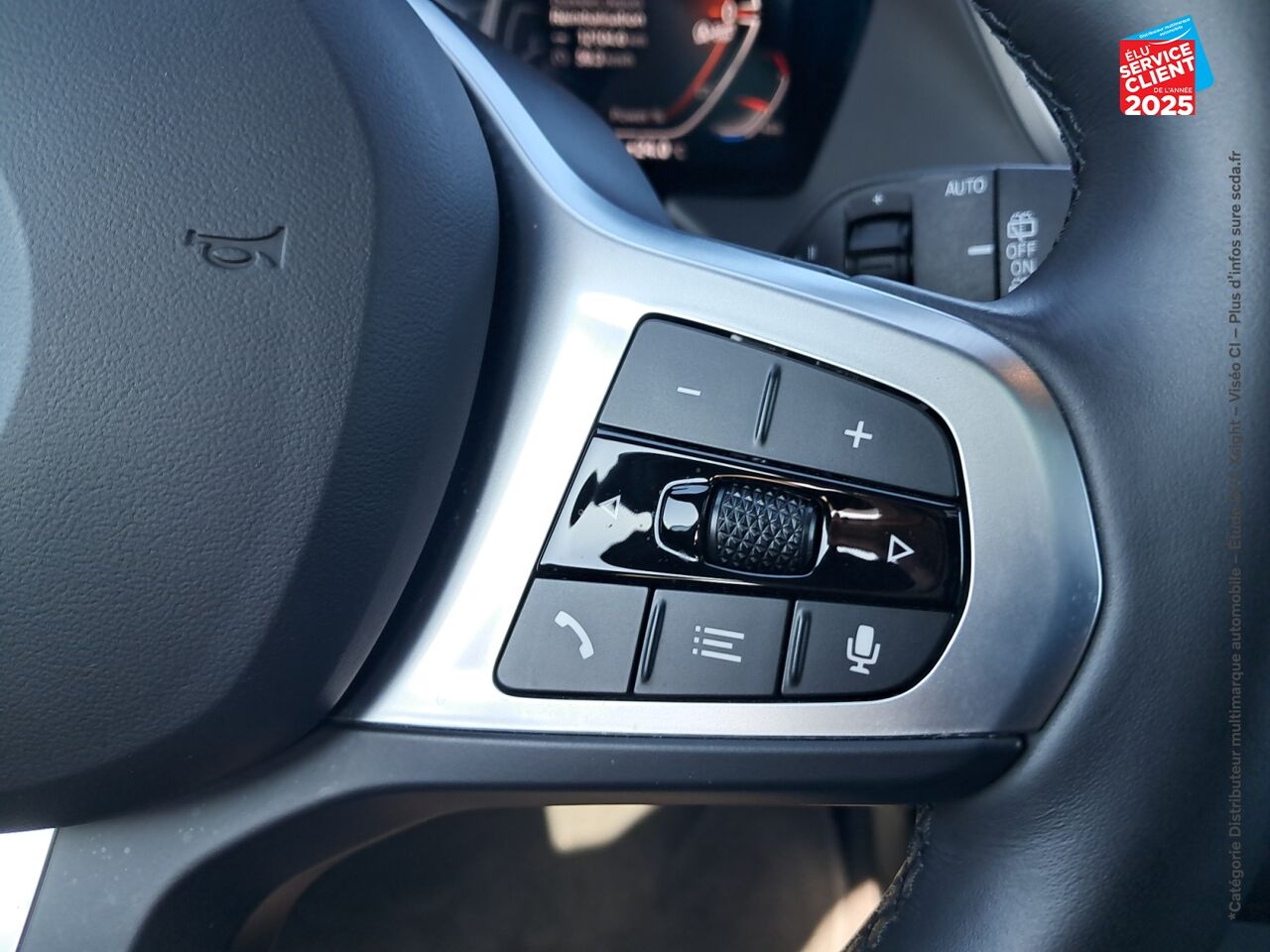 Véhicule d'occasion BMW SERIE 1 118IA 136CH M SPORT DKG7 TOUVRANT GPS CAMERA H/KARDON chez BMW Besançon