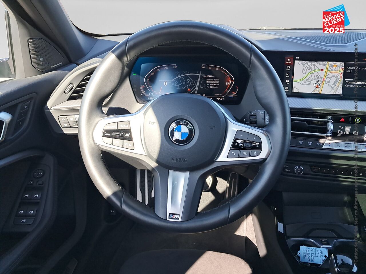 Véhicule d'occasion BMW SERIE 1 118IA 136CH M SPORT DKG7 TOUVRANT GPS CAMERA H/KARDON chez BMW Besançon