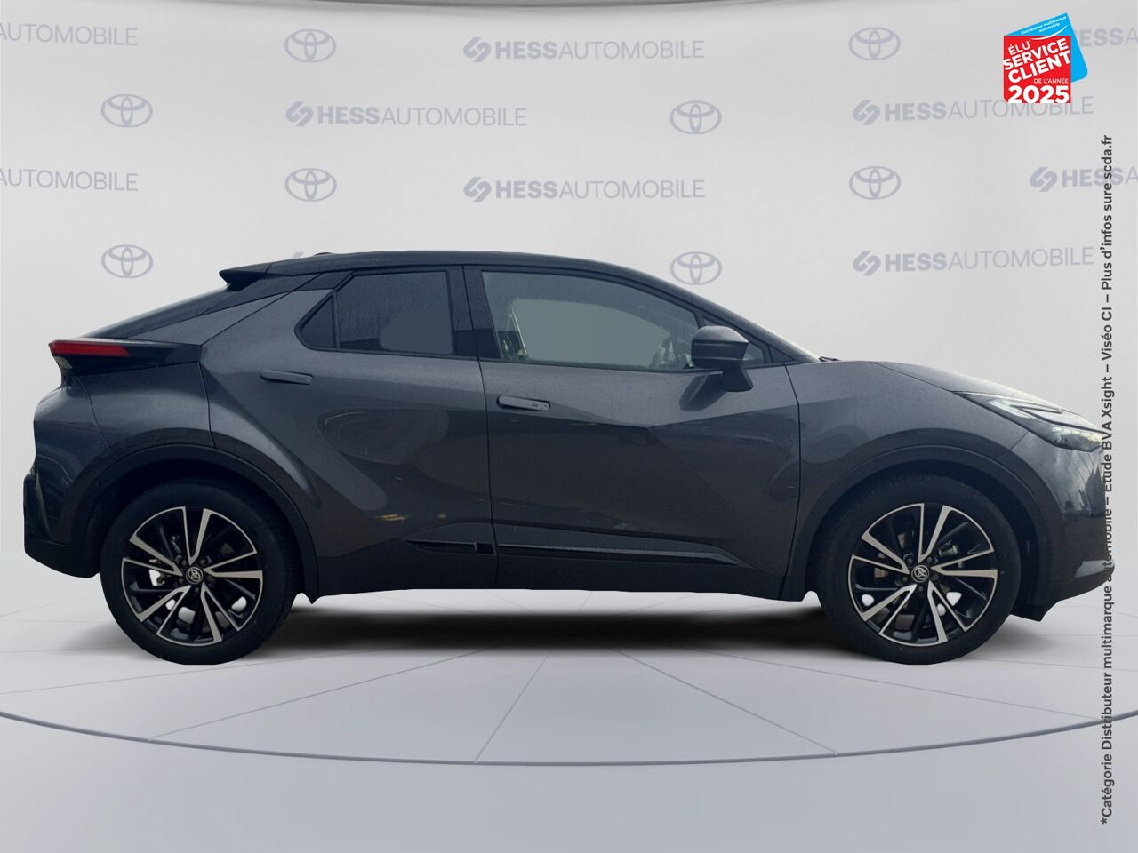 Véhicule d'occasion TOYOTA C-HR 2.0 200CH COLLECTION NG23 SIEGES CHAUF VOLANT CHAUF GPS CAMERA chez Renault Saint-Louis