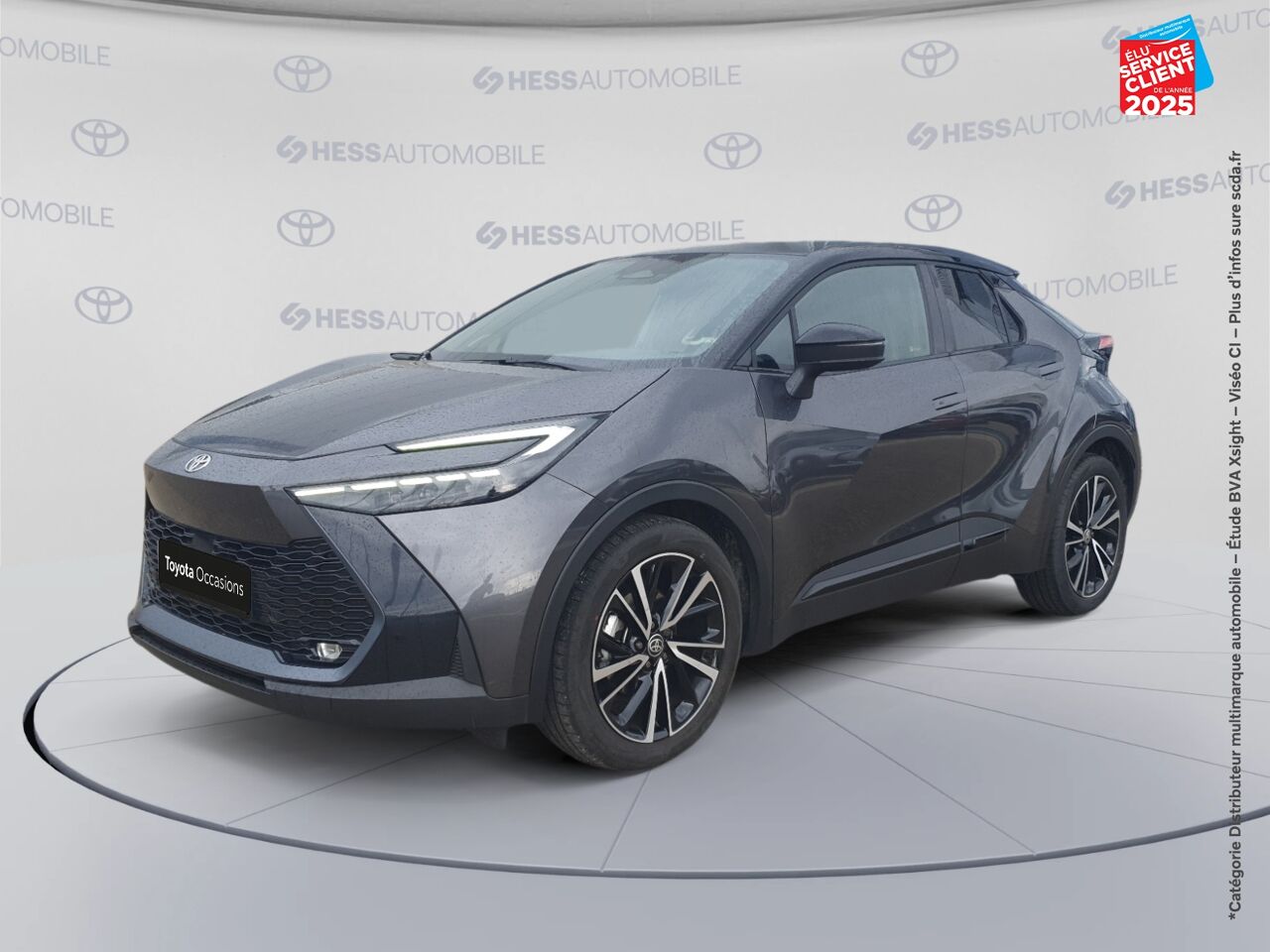 Véhicule d'occasion TOYOTA C-HR 2.0 200CH COLLECTION NG23 SIEGES CHAUF VOLANT CHAUF GPS CAMERA chez Renault Saint-Louis