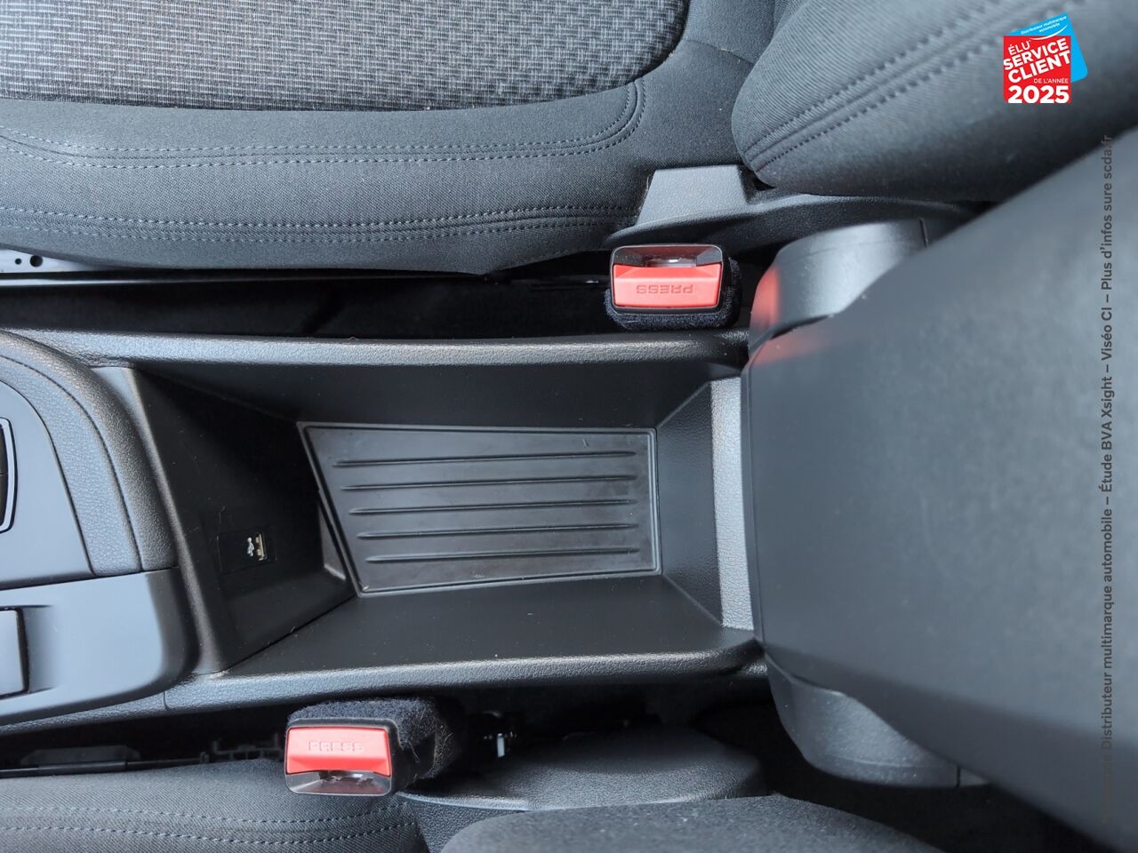 Véhicule d'occasion BMW X1 SDRIVE18I 136CH LOUNGE GPS RADAR AR chez MINI Colmar