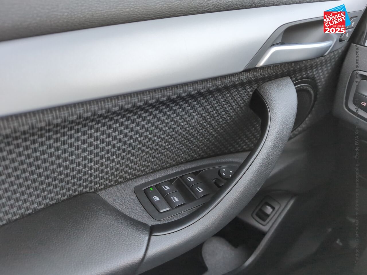 Véhicule d'occasion BMW X1 SDRIVE18I 136CH LOUNGE GPS RADAR AR chez MINI Colmar