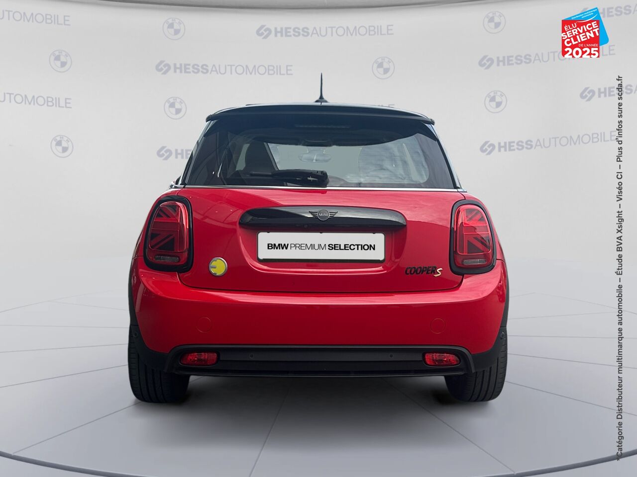 Véhicule d'occasion MINI MINI COOPER SE 184CH EDITION CAMDEN BVA 5CV TOUVRANT SIEGES CHAUF CAMERA chez HESS Automobile