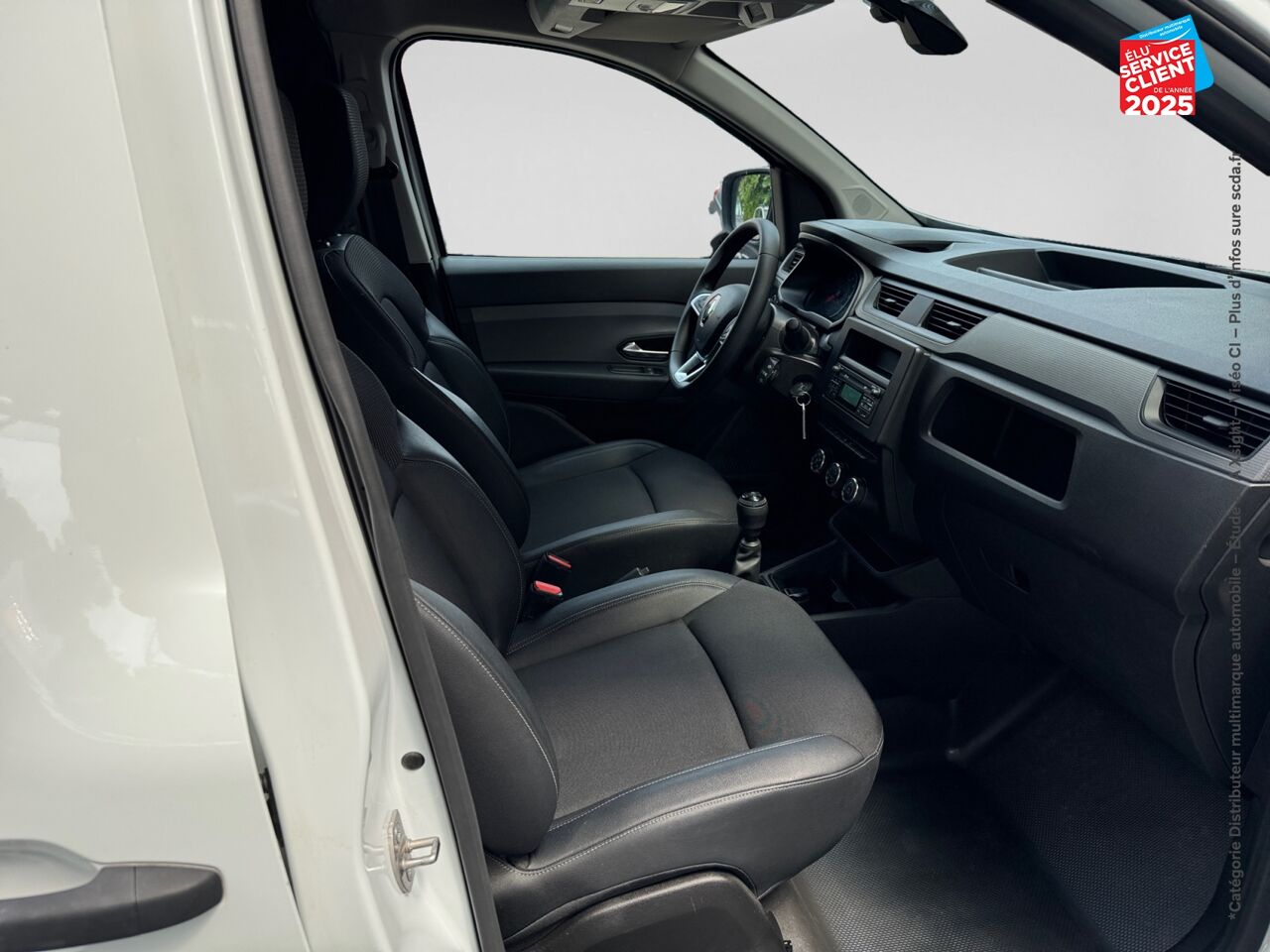 Véhicule d'occasion RENAULT EXPRESS VAN 1.5 BLUE DCI 75CH CONFORT 22 chez Toyota Thionville