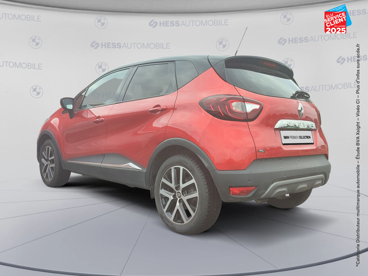 Véhicule d'occasion RENAULT CAPTUR 1.3 TCE 130CH FAP RED EDITION chez Renault Saint-Louis