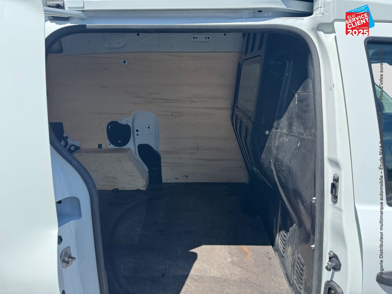 Véhicule d'occasion RENAULT EXPRESS VAN 1.5 BLUE DCI 75CH CONFORT 22 chez Opel Nancy