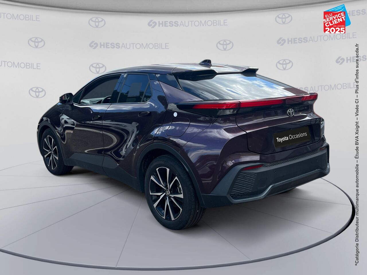 Véhicule d'occasion TOYOTA C-HR 1.8 140CH DESIGN NG23 chez Hyundai Reims