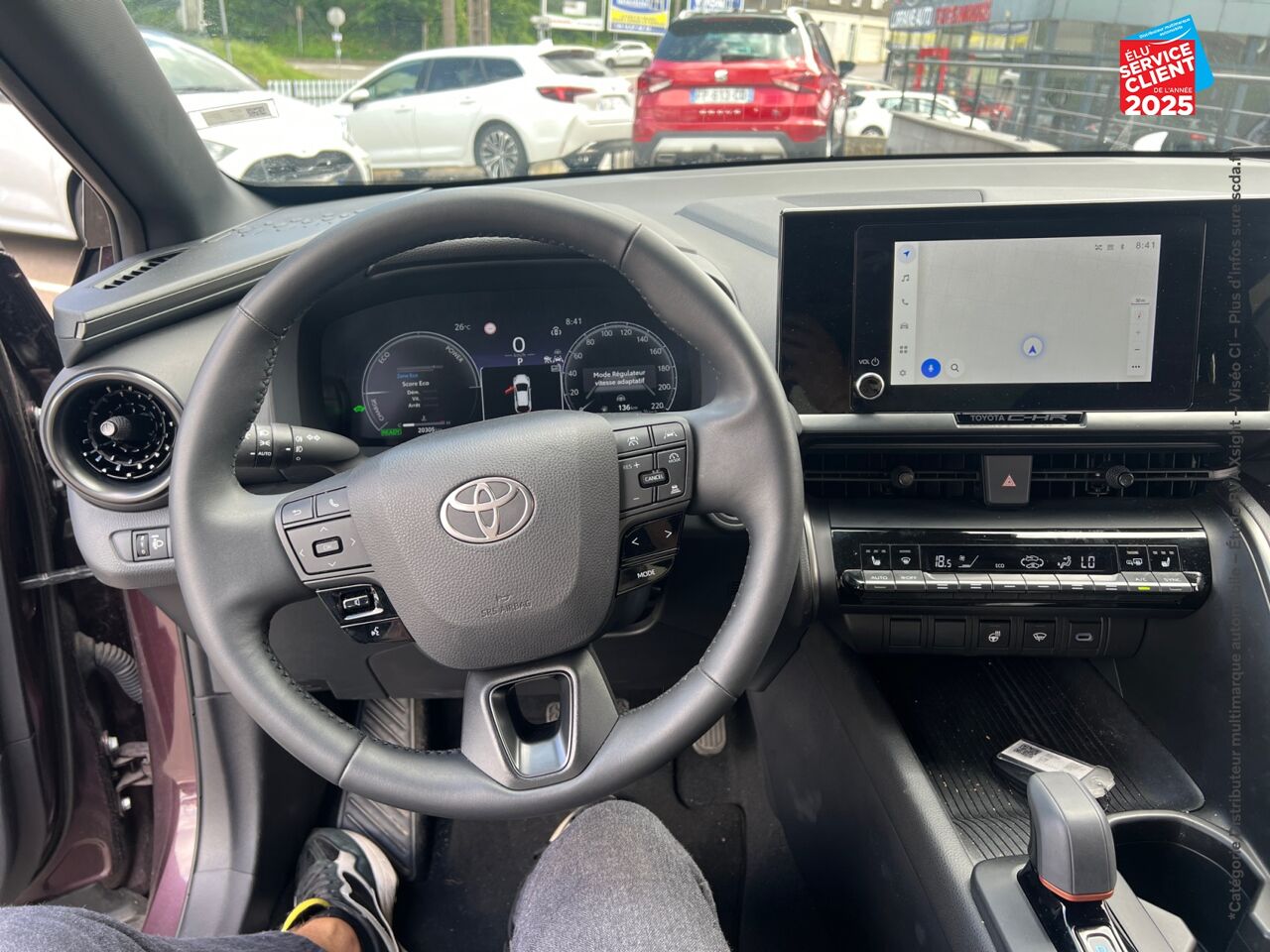 Véhicule d'occasion TOYOTA C-HR 1.8 140CH DESIGN NG23 chez Hyundai Reims