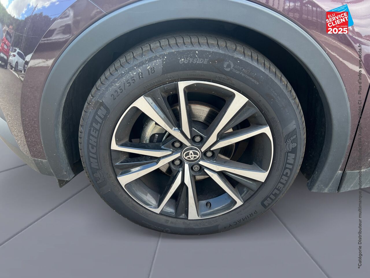 Véhicule d'occasion TOYOTA C-HR 1.8 140CH DESIGN NG23 chez Hyundai Reims