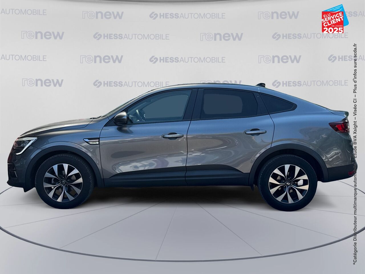 Véhicule d'occasion RENAULT ARKANA 1.3 TCE MILD HYBRID 140CH EVOLUTION EDC -22 CAMERA GPS chez Fiat Besançon