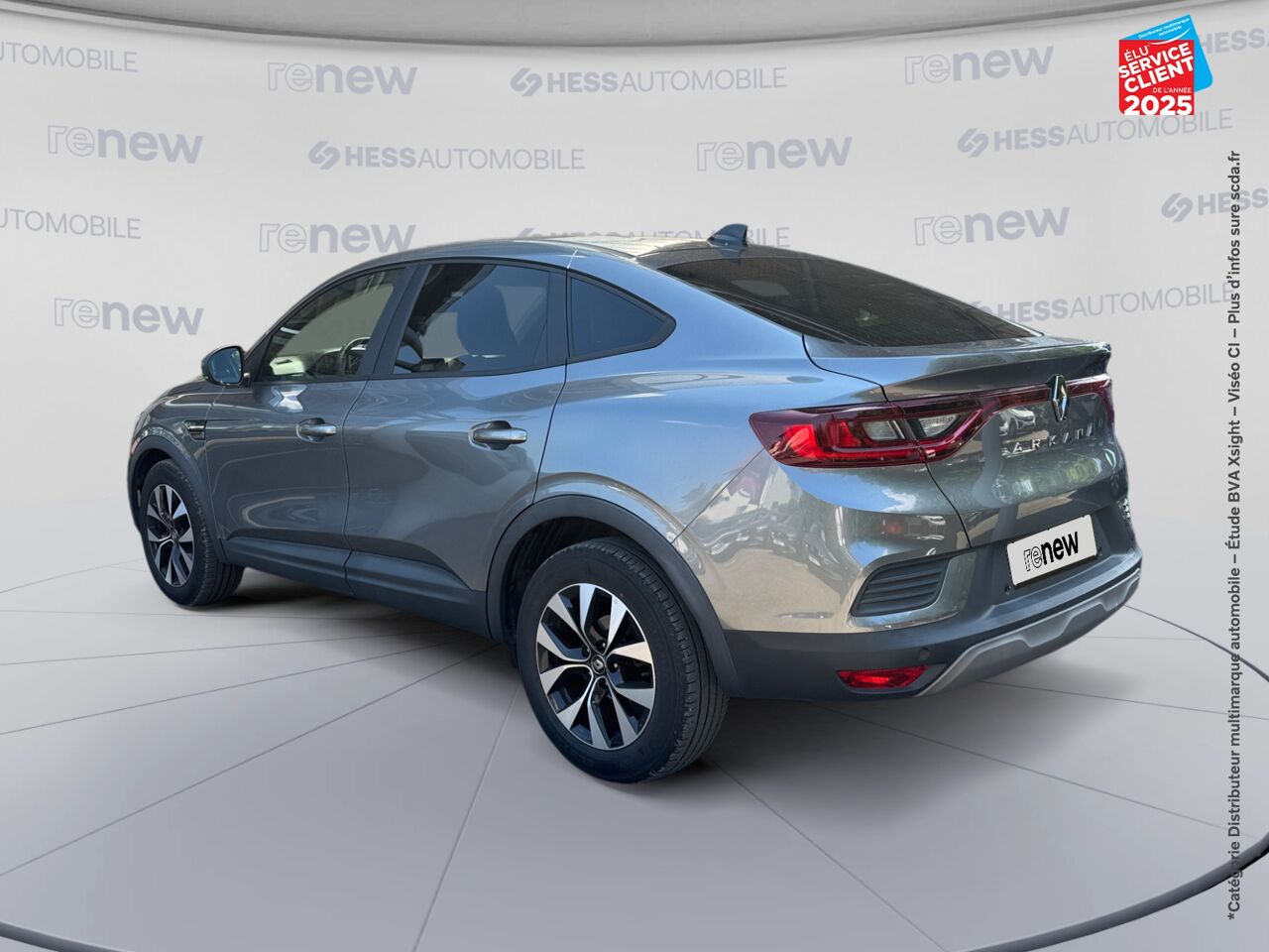 Véhicule d'occasion RENAULT ARKANA 1.3 TCE MILD HYBRID 140CH EVOLUTION EDC -22 CAMERA GPS chez Fiat Besançon