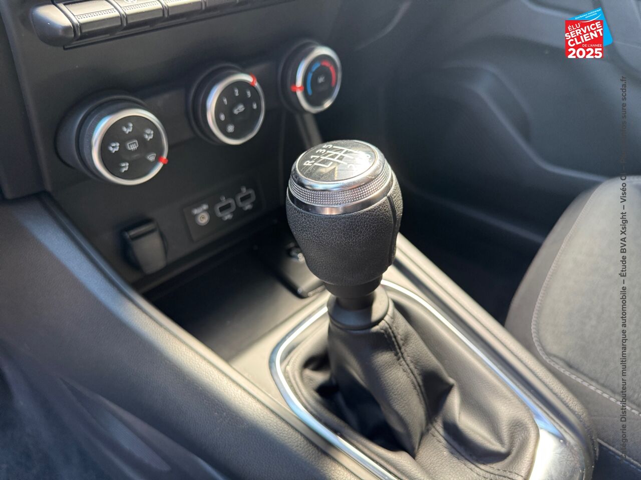 Véhicule d'occasion RENAULT CAPTUR 1.0 TCE 90CH EVOLUTION GPS chez Renault Sélestat