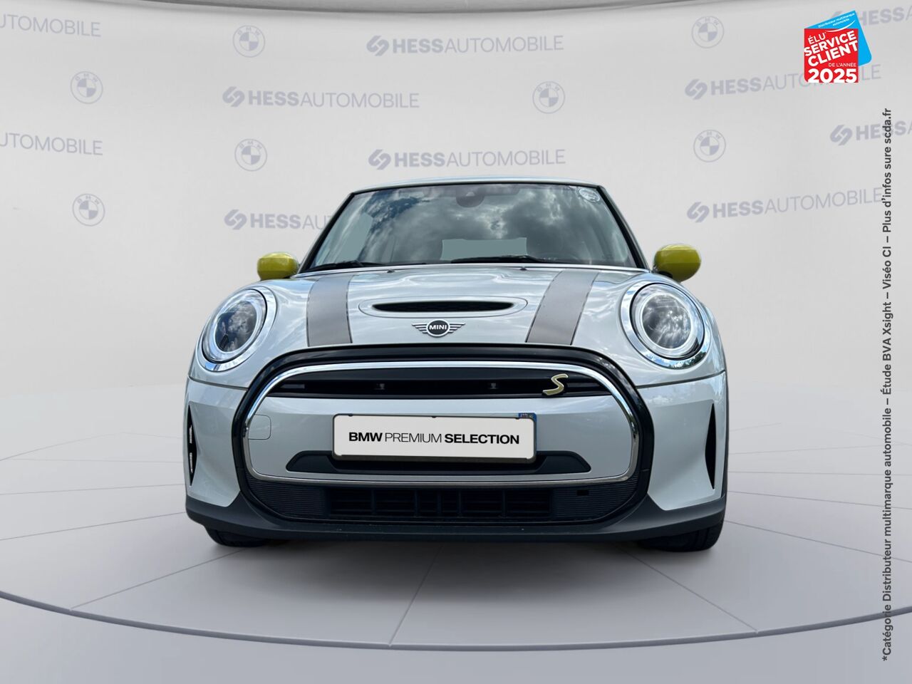 Véhicule d'occasion MINI MINI COOPER SE 184CH EDITION CAMDEN BVA 5CV TPANO SIEGE CHAUF CAMERA GPS chez BMW Dole