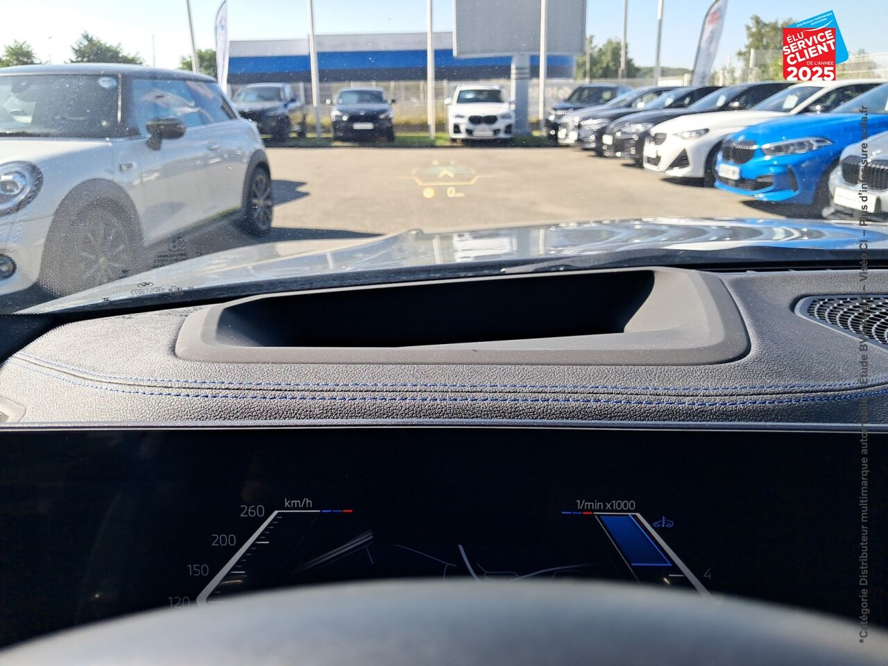 Véhicule d'occasion BMW SERIE 3 320DA XDRIVE 190CH M SPORT TOUVRANT SIEGES CHAUF/CUIR GPS CAMERA CARPLAY HUD H/KARDON chez HESS Automobile