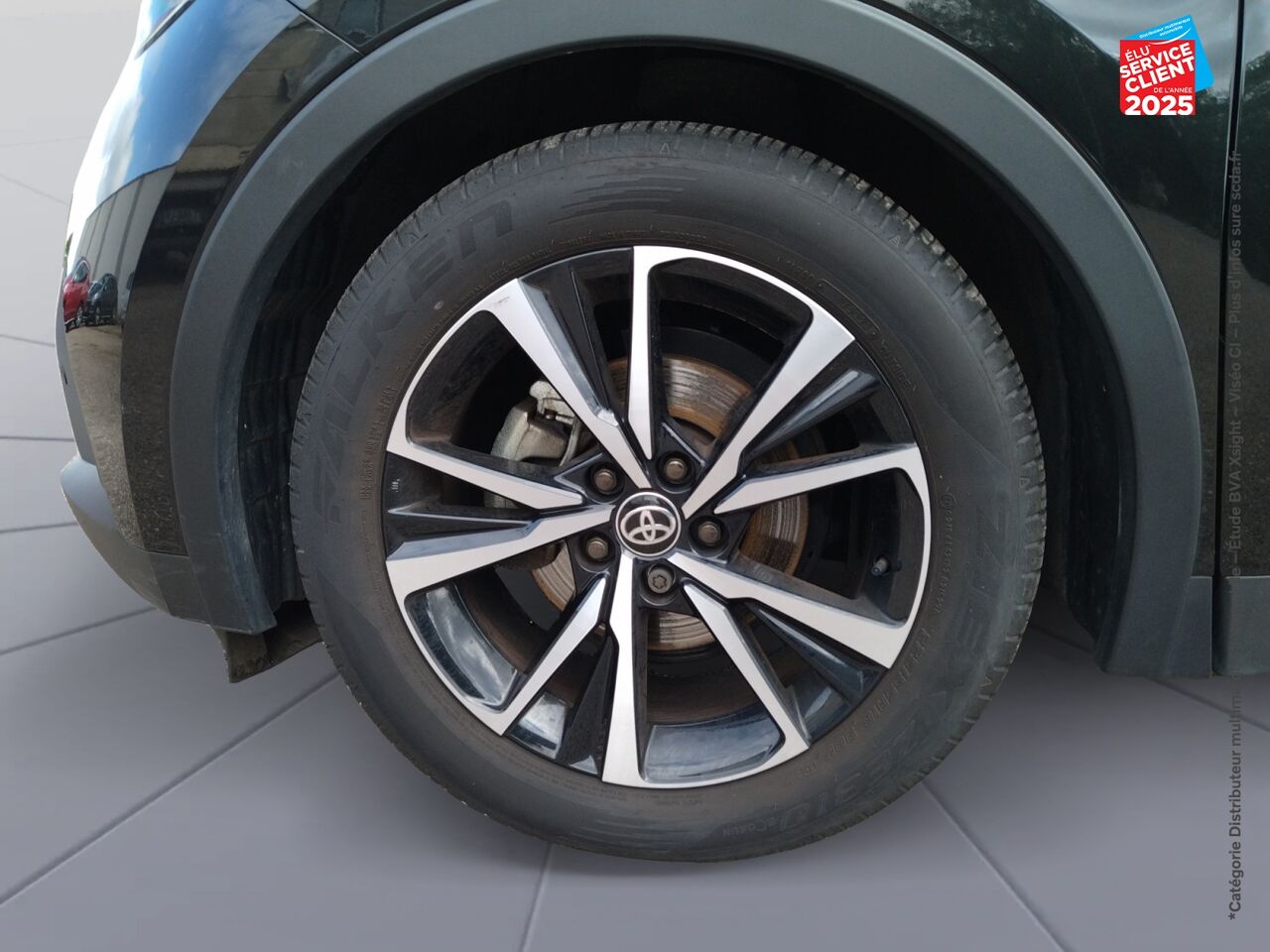 Véhicule d'occasion TOYOTA C-HR 1.8 140CH DESIGN NG23 chez Toyota Sarreguemines