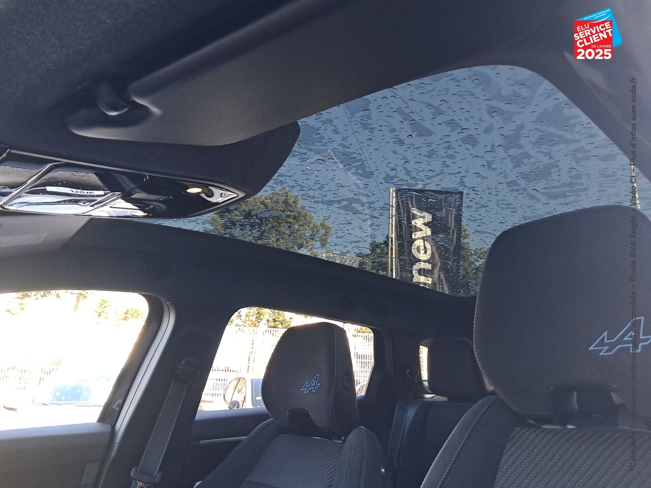 Véhicule d'occasion RENAULT ESPACE 1.2 E-TECH FULL HYBRID 200CH ESPRIT ALPINE chez Nissan Thionville