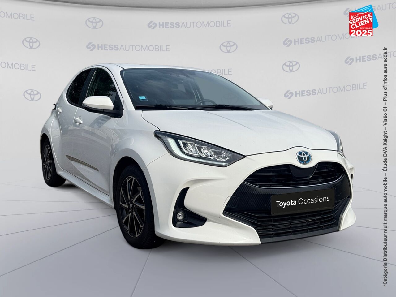 Véhicule d'occasion TOYOTA YARIS 116H DESIGN 5P MY22 CAMERA chez HESS Automobile