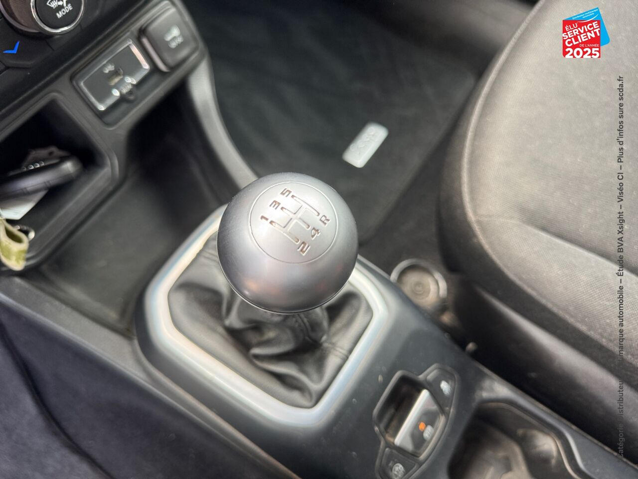 Véhicule d'occasion JEEP RENEGADE 1.6 E.TORQ EVO SS 110CH ASPEN chez HESS Automobile