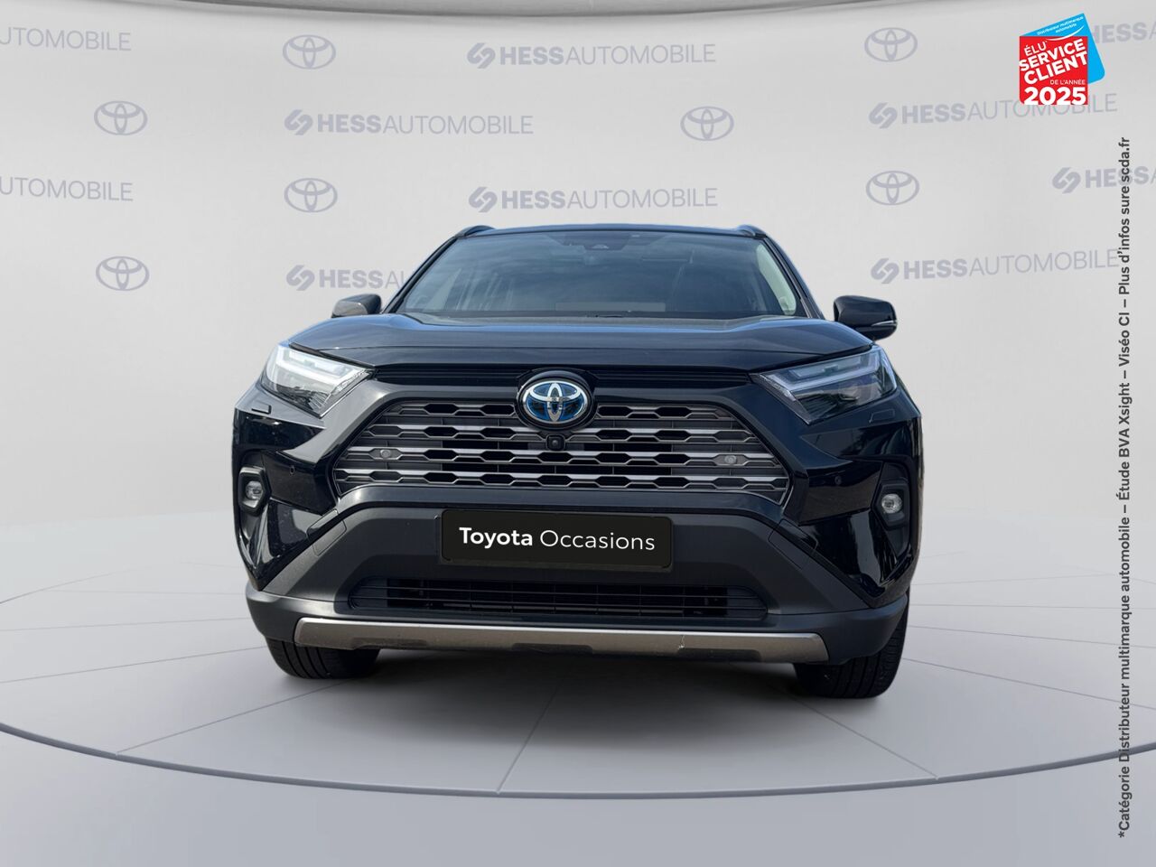 Véhicule d'occasion TOYOTA RAV4 2.5 HYBRIDE 222CH LOUNGE AWD-I MY23 TPANO SIEGES CHAUF GPS JBL chez HESS Automobile
