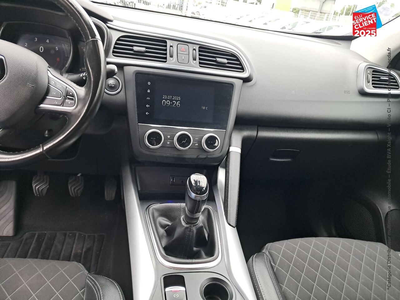 Véhicule d'occasion RENAULT KADJAR 1.3 TCE 140CH FAP INTENS - 21 CAMERA chez Renault Colmar