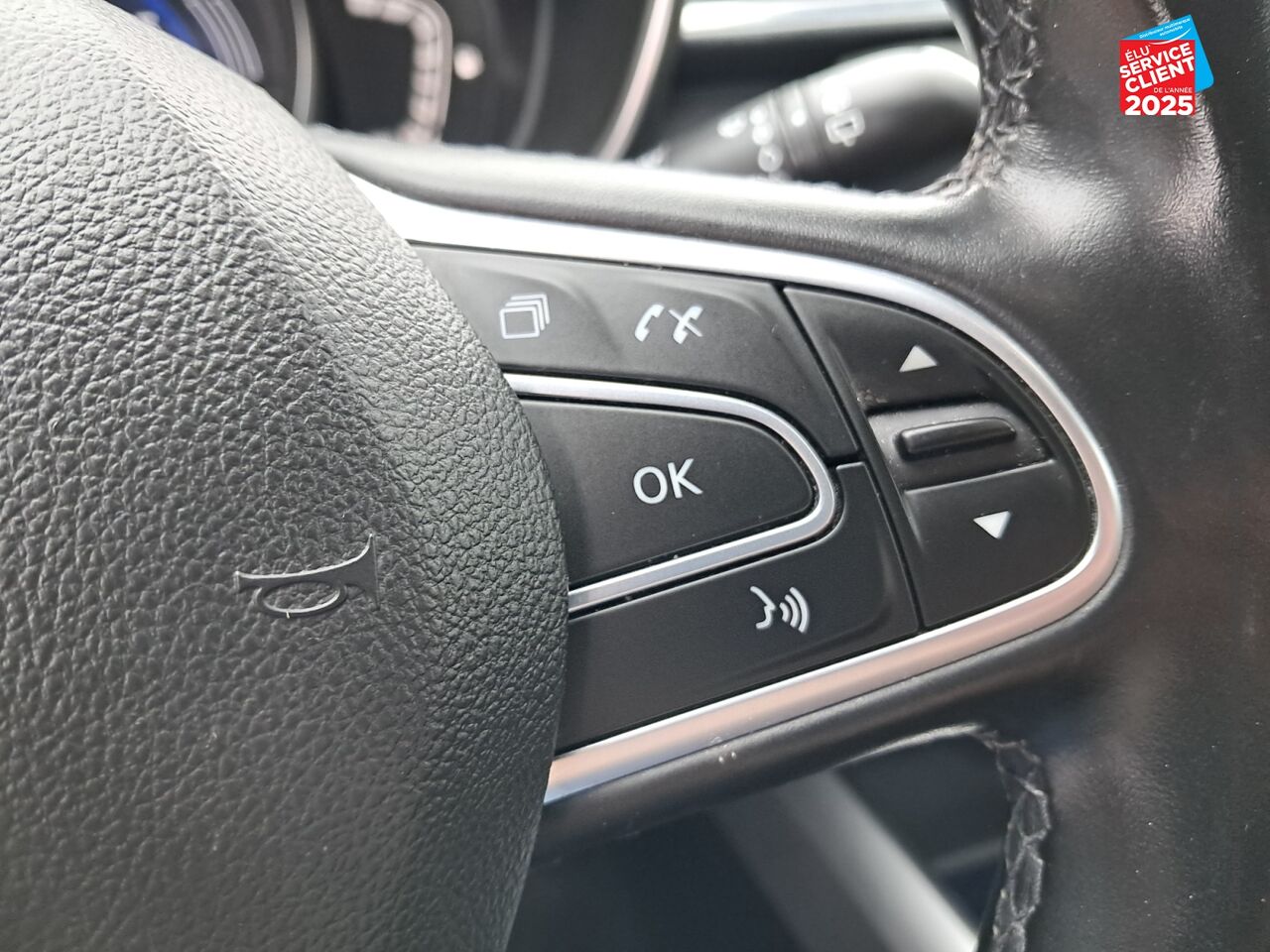 Véhicule d'occasion RENAULT KADJAR 1.3 TCE 140CH FAP INTENS - 21 CAMERA chez Renault Colmar