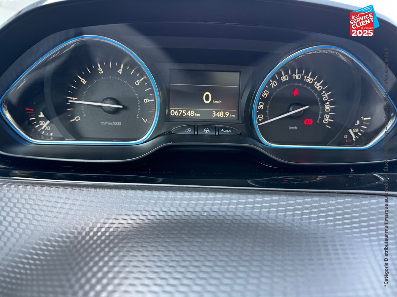 chez Peugeot Charleville