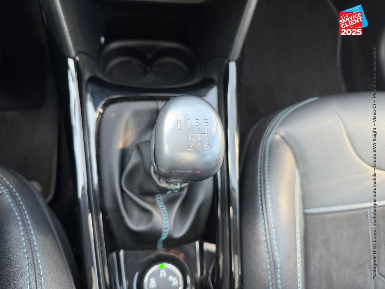 chez Peugeot Charleville