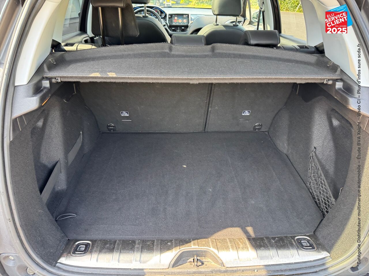 chez Peugeot Charleville