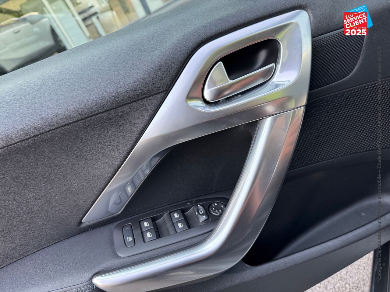 chez Peugeot Charleville