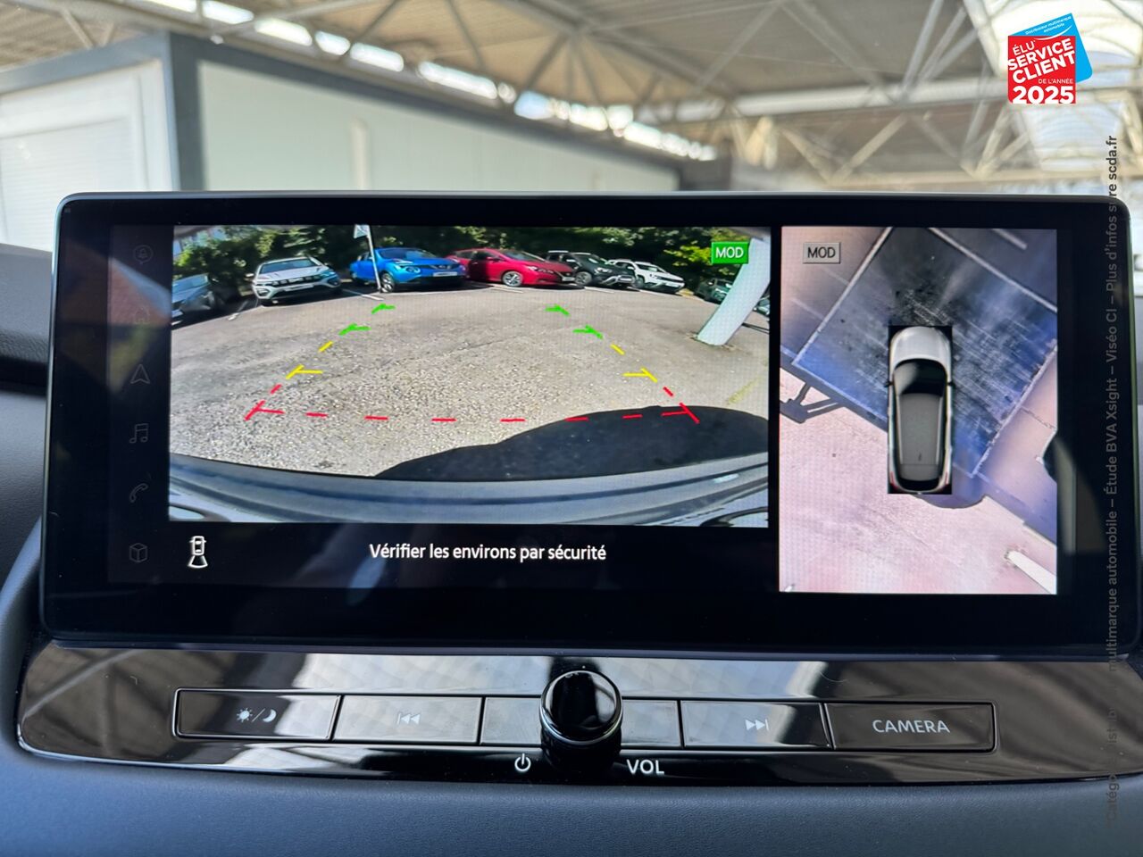 Véhicule d'occasion NISSAN QASHQAI 1.3 MILD HYBRID 158CH TEKNA XTRONIC 2022 SIEGES CHAUF GPS CAMERA HUD chez Nissan Qashqai occasion