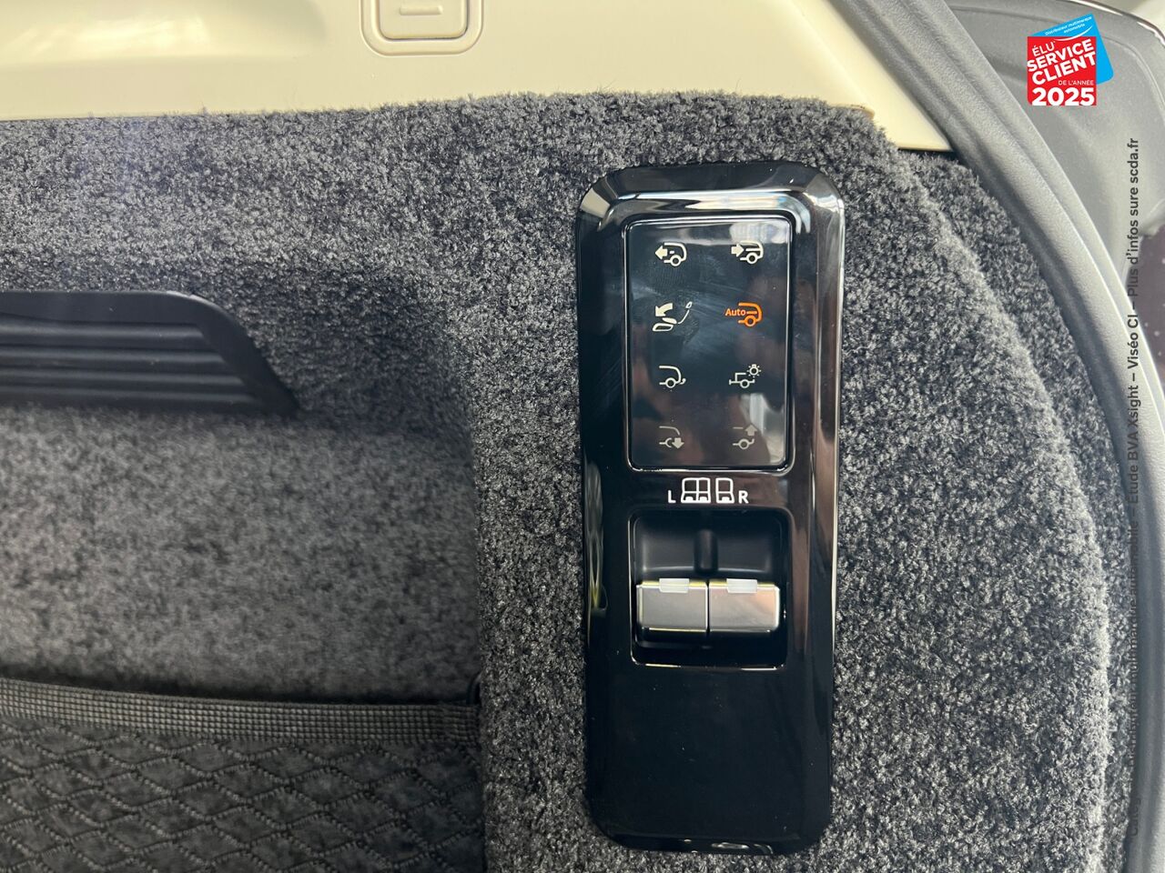 Véhicule d'occasion LAND-ROVER RANGE ROVER 3.0 P550E 550CH PHEV AUTOBIOGRAPHY SWB chez Land Rover Nancy