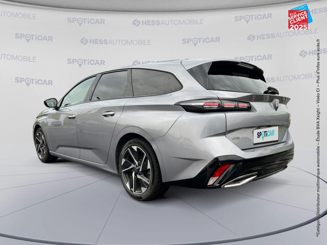 chez Peugeot Reims