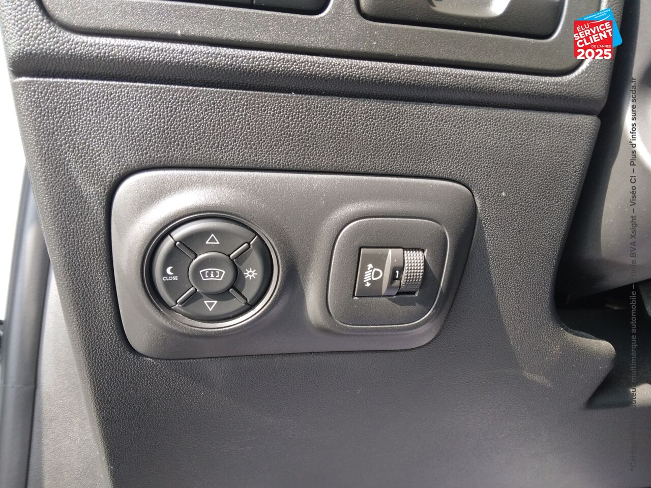 Véhicule d'occasion CITROEN C3 AIRCROSS PURETECH 110CH SS SHINE EAT6 E6.D-TEMP 114G chez HESS Automobile