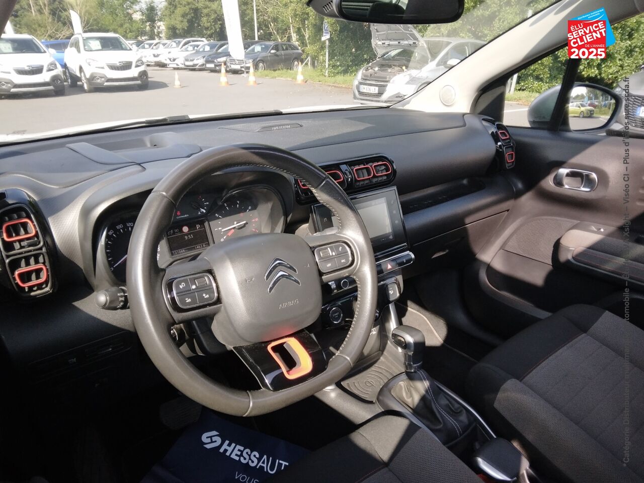 Véhicule d'occasion CITROEN C3 AIRCROSS PURETECH 110CH SS SHINE EAT6 E6.D-TEMP 114G chez HESS Automobile