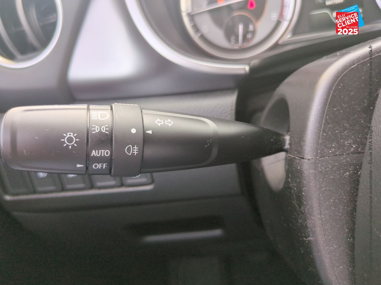 Véhicule d'occasion SUZUKI VITARA 1.4 BOOSTERJET HYBRID 129CH PRIVILEGE chez Renault Saint-Louis