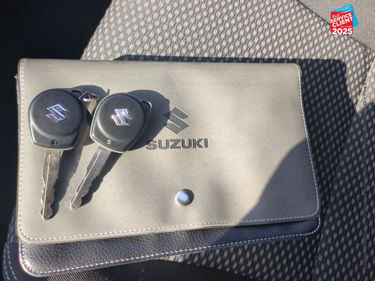 Véhicule d'occasion SUZUKI VITARA 1.4 BOOSTERJET HYBRID 129CH PRIVILEGE chez Renault Saint-Louis