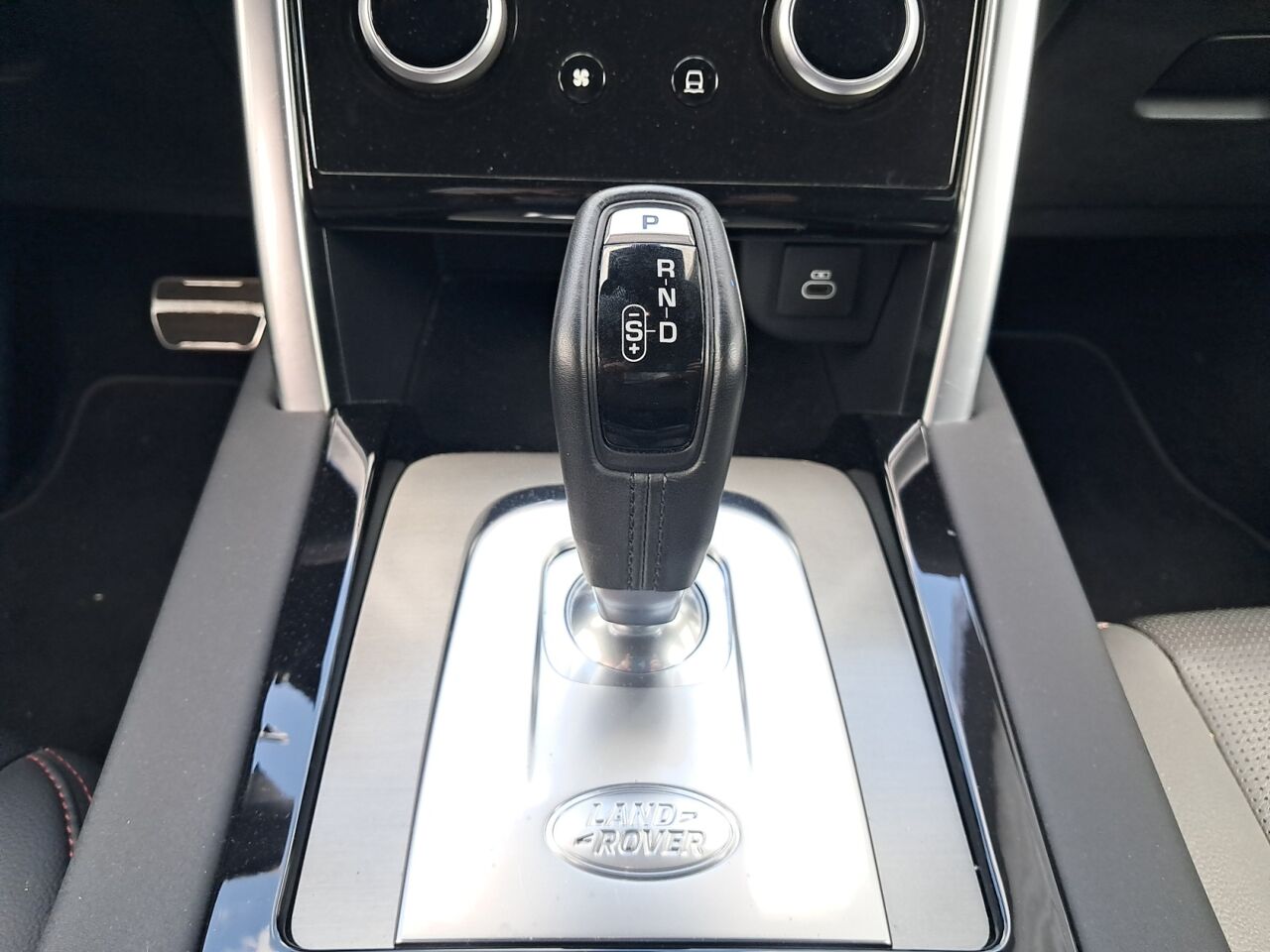 chez Land Rover Strasbourg