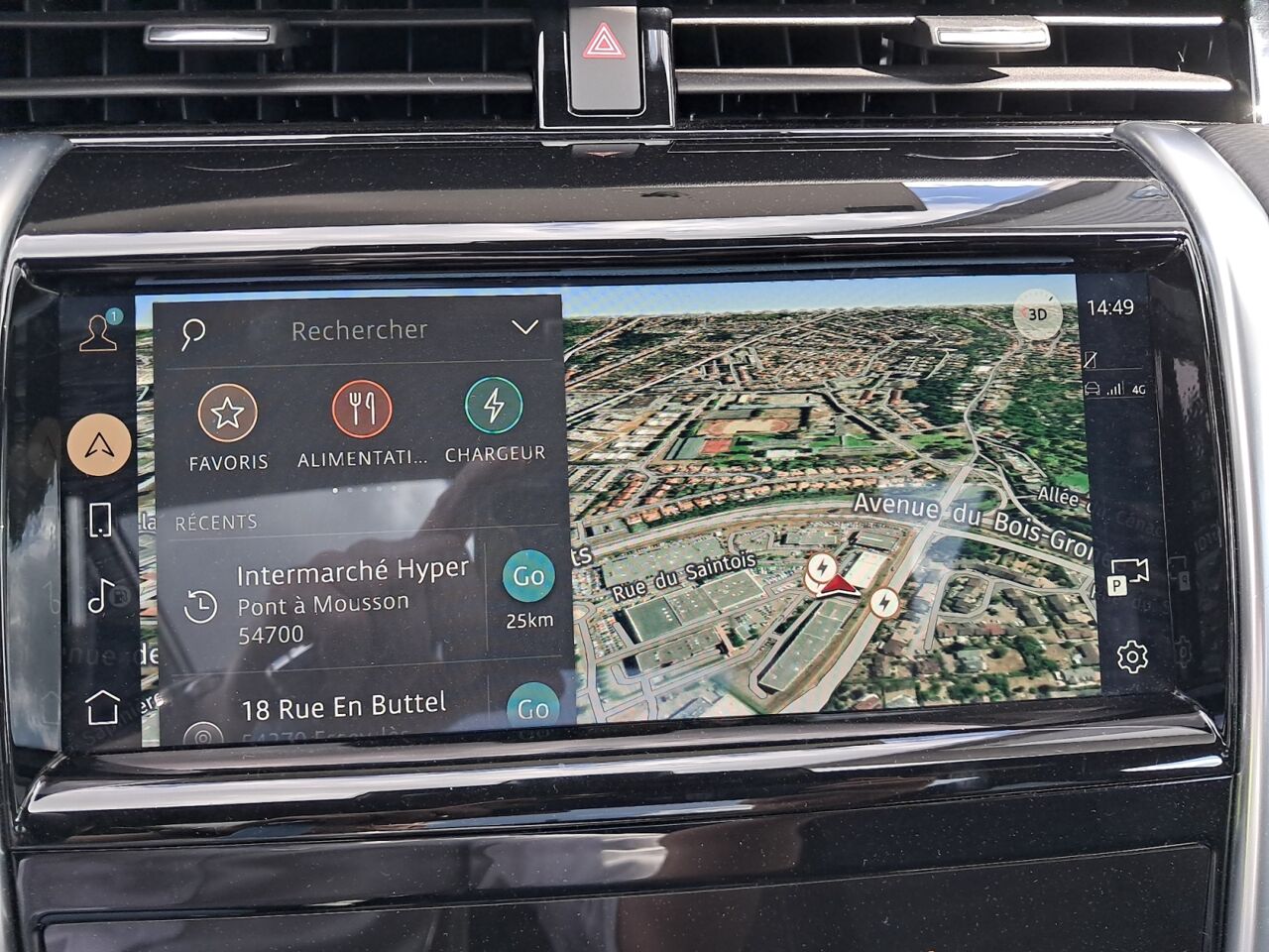 chez Land Rover Strasbourg