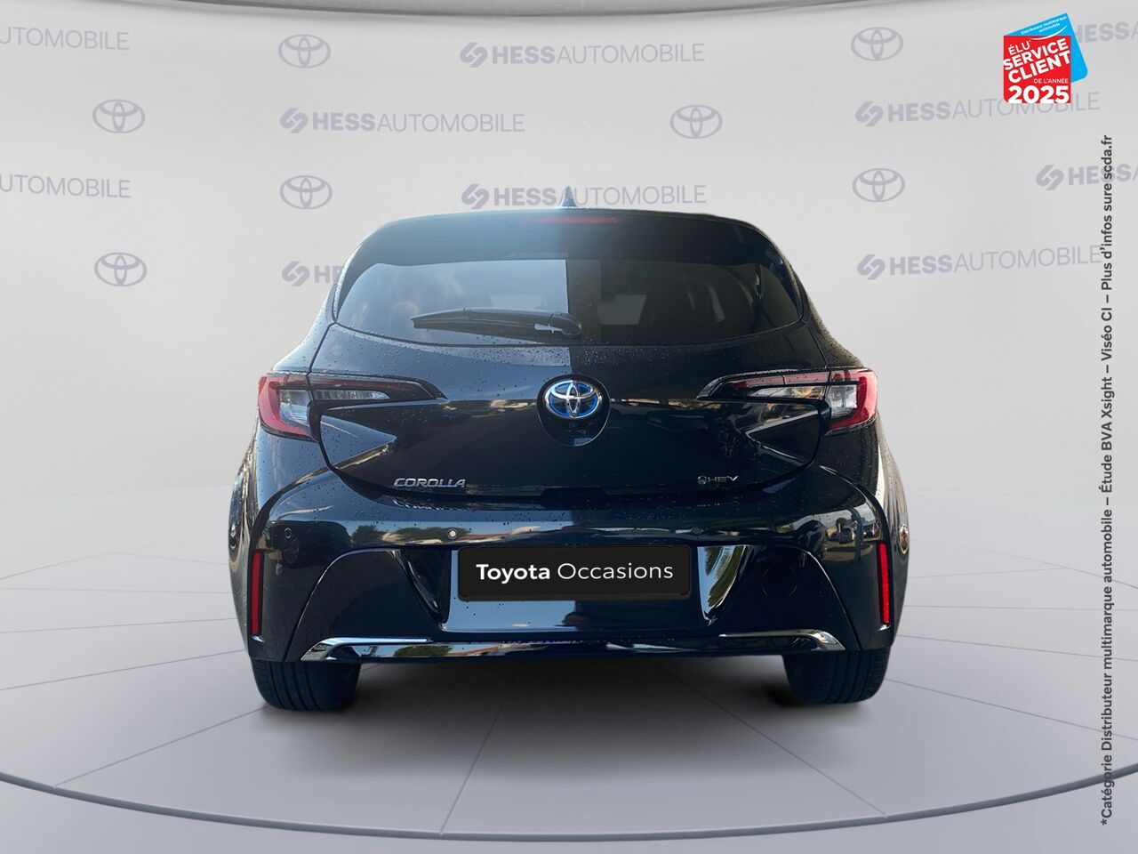 Véhicule d'occasion TOYOTA COROLLA 1.8 140CH DESIGN MY24 SIEGES CHAUF CAMERA chez Renault Saint-Louis