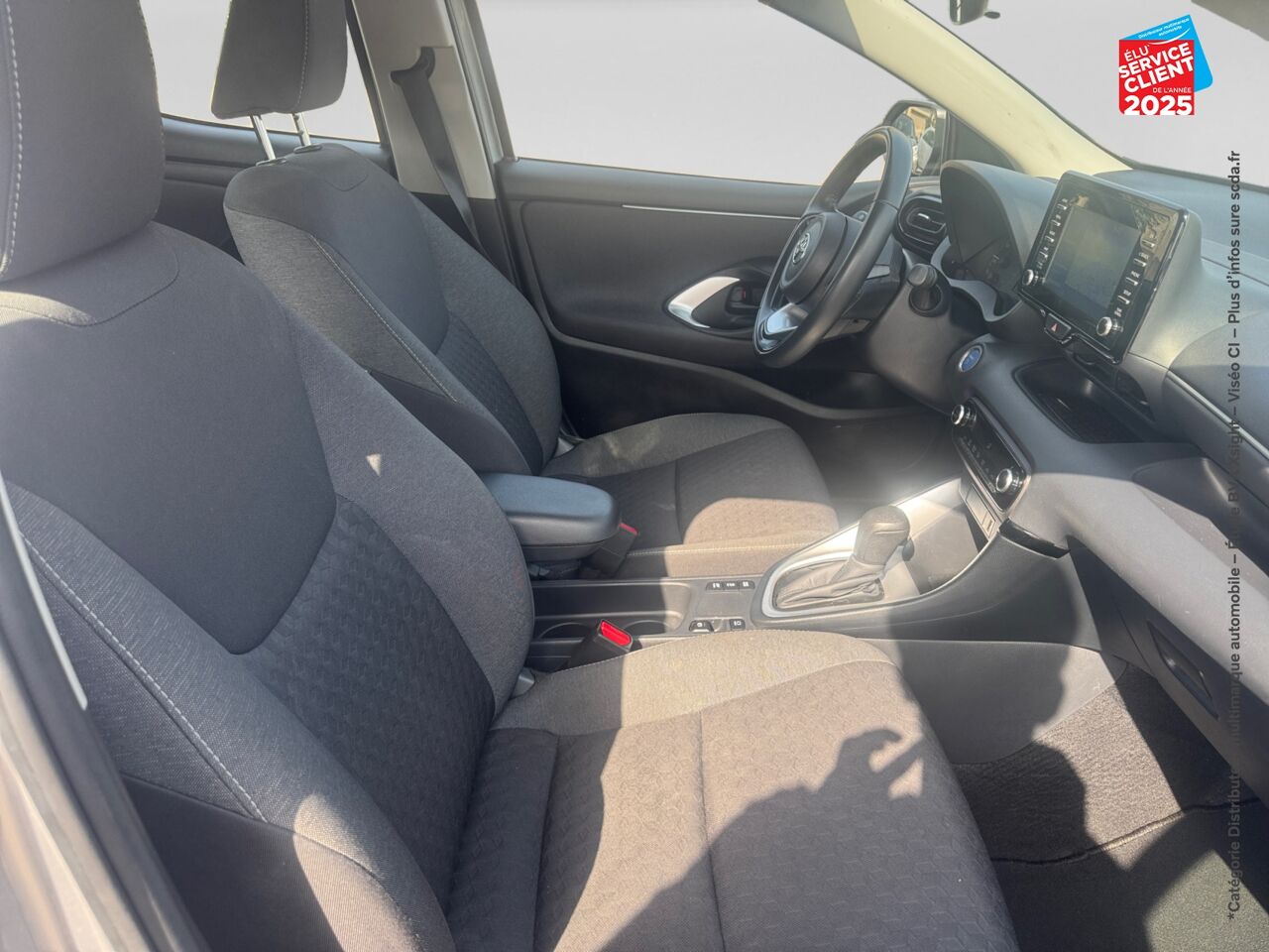 Véhicule d'occasion TOYOTA YARIS 116H DYNAMIC BUSINESS 5P + PROGRAMME BEYOND ZERO ACADEMY MY22 GPS CAMERA chez Toyota Sarreguemines
