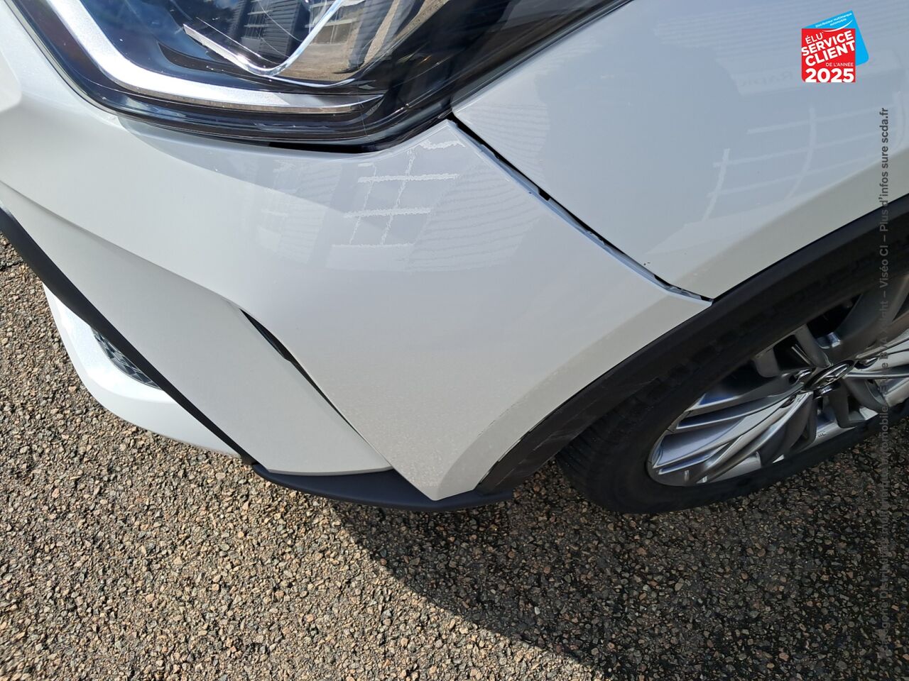 Véhicule d'occasion TOYOTA C-HR 122H DISTINCTIVE 2WD E-CVT MY20 chez Toyota Sarreguemines