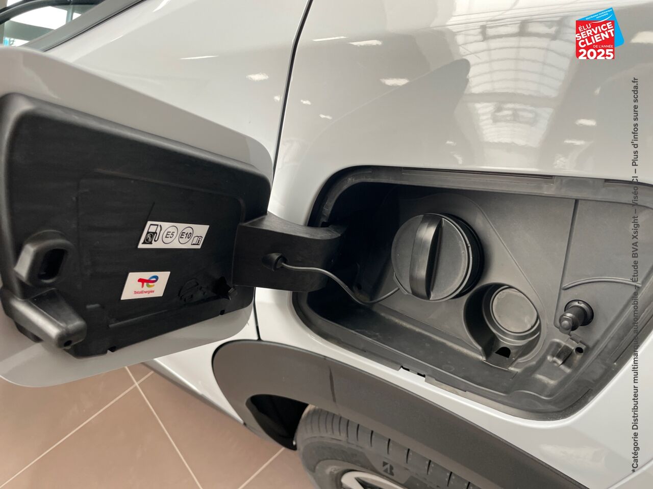 chez Peugeot Reims