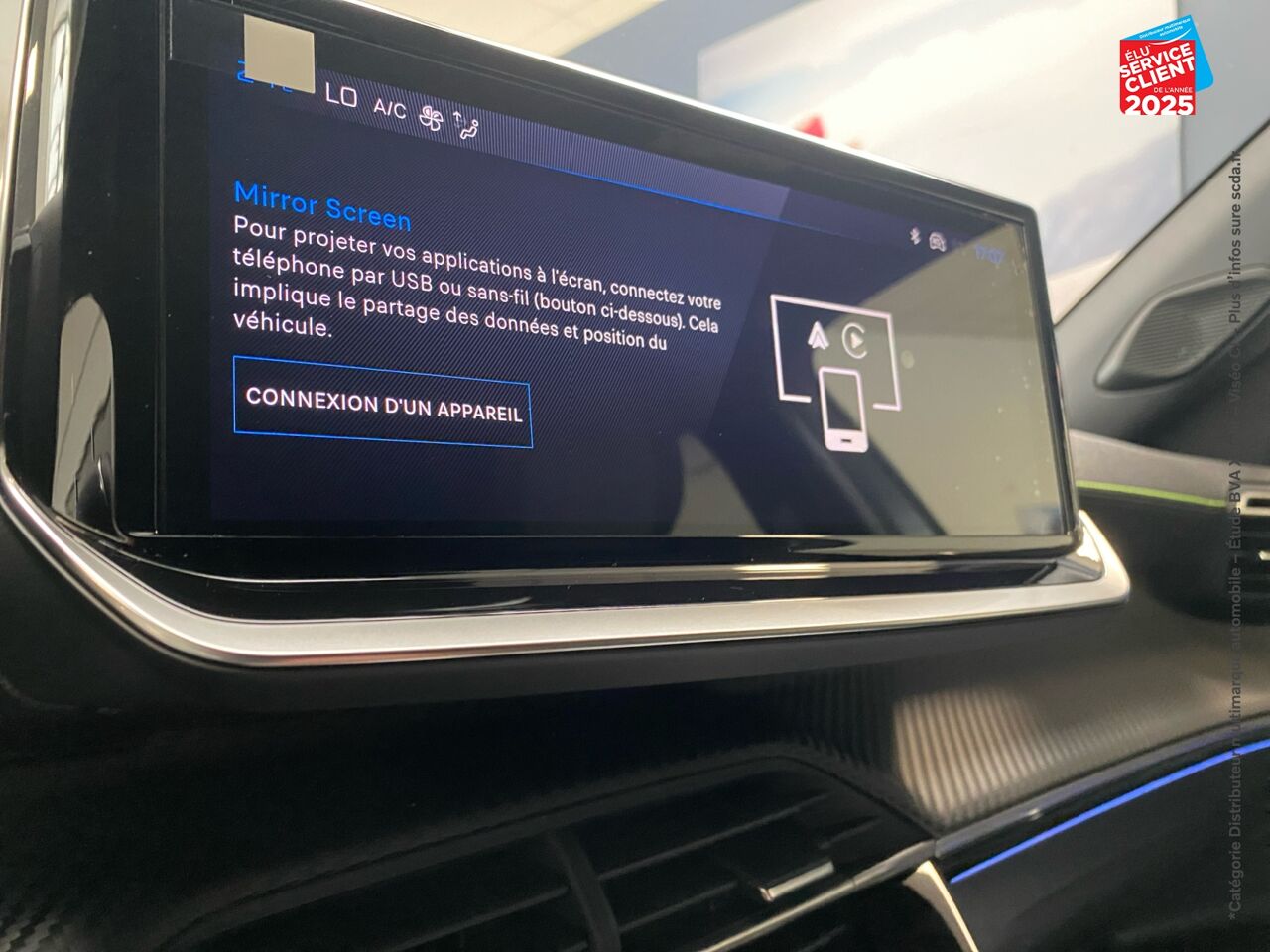 chez Peugeot Reims