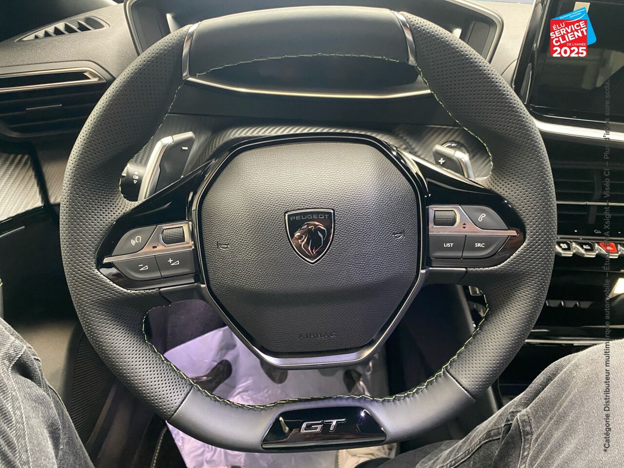 chez Peugeot Reims