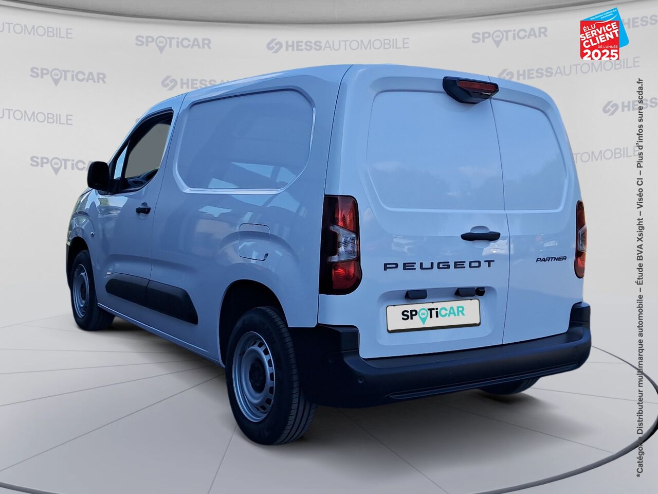 chez Peugeot Reims