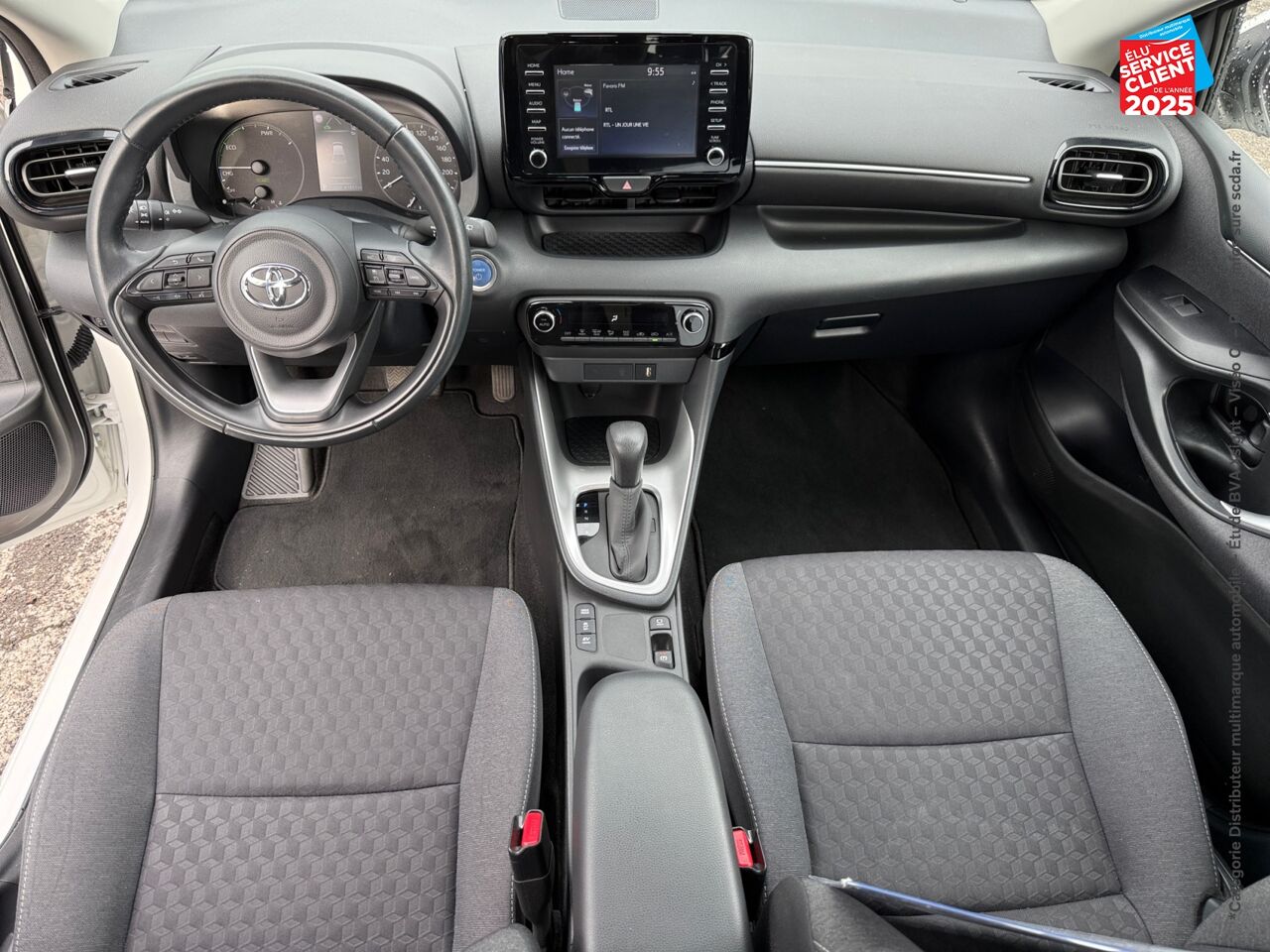 Véhicule d'occasion TOYOTA YARIS 116H DYNAMIC 5P MY22 CAMERA chez Renault Saint-Louis
