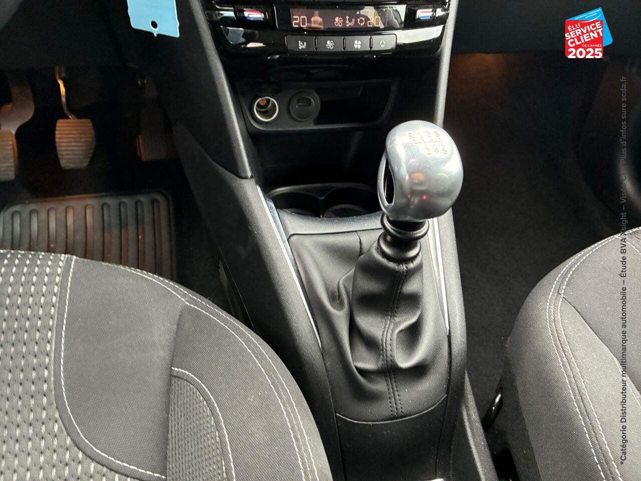 chez Peugeot Charleville