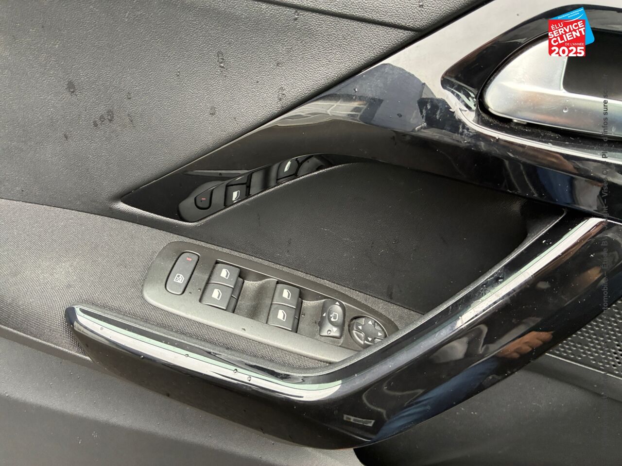 chez Peugeot Charleville