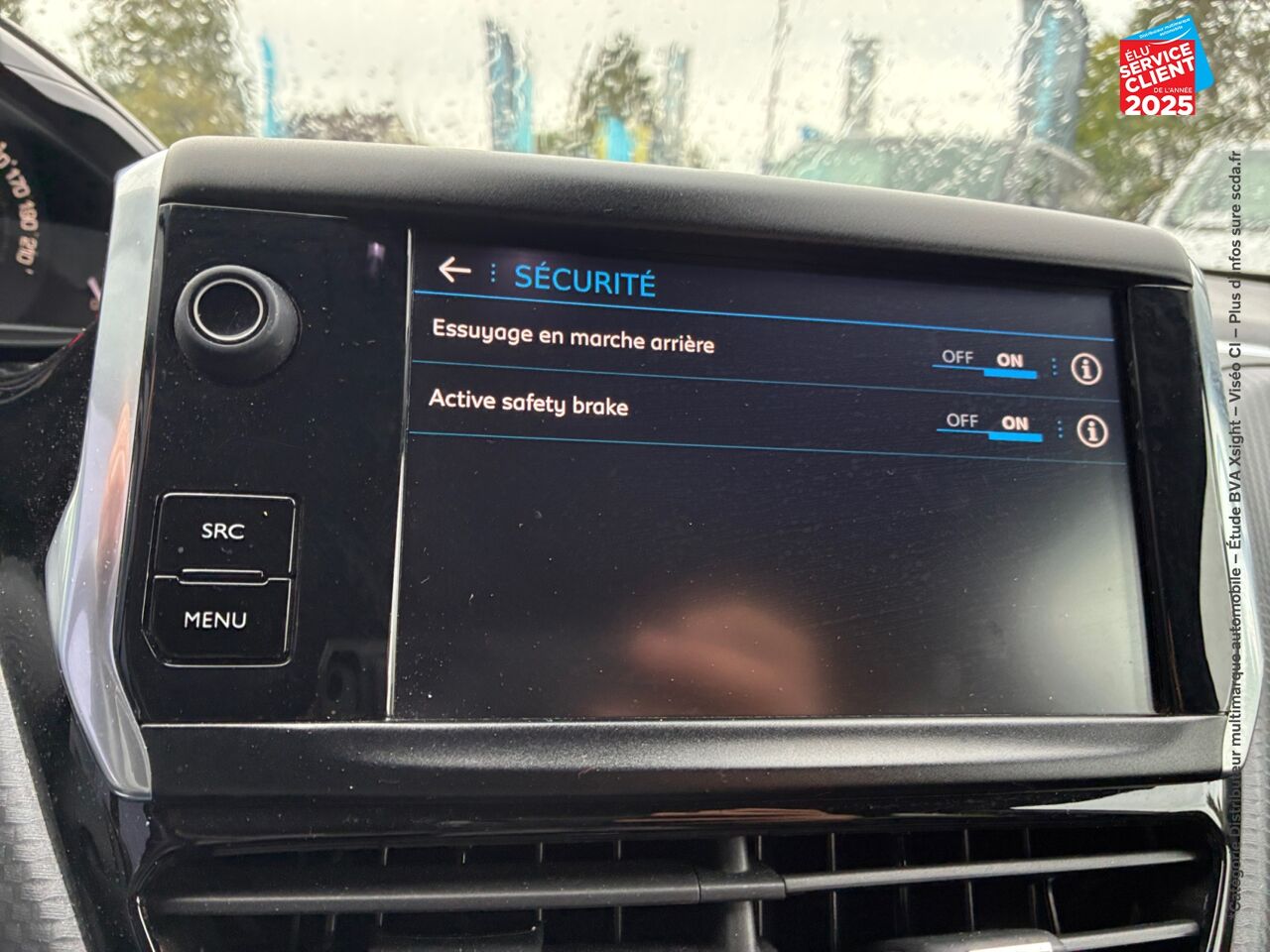 chez Peugeot Charleville